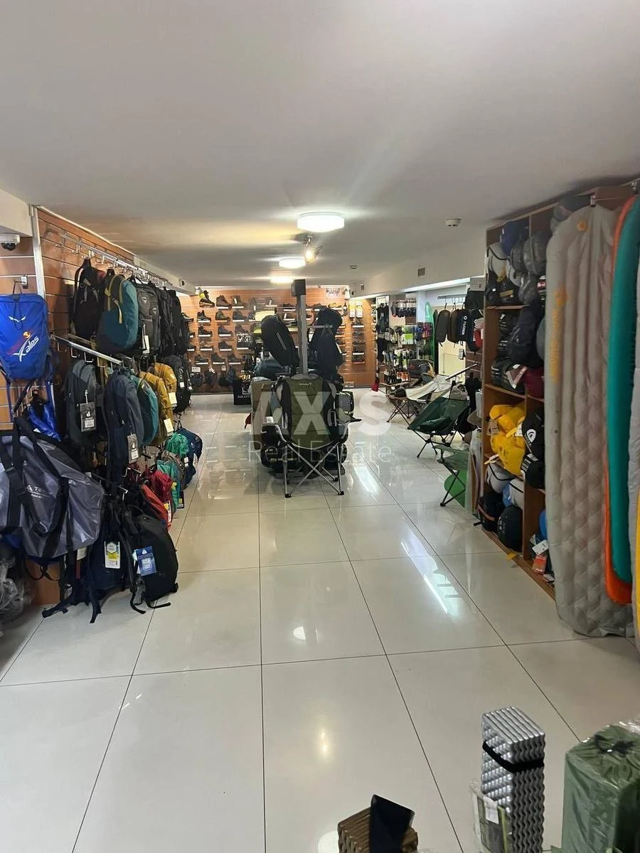 Trade object pr-t Berestejskij 18, 270m2391810