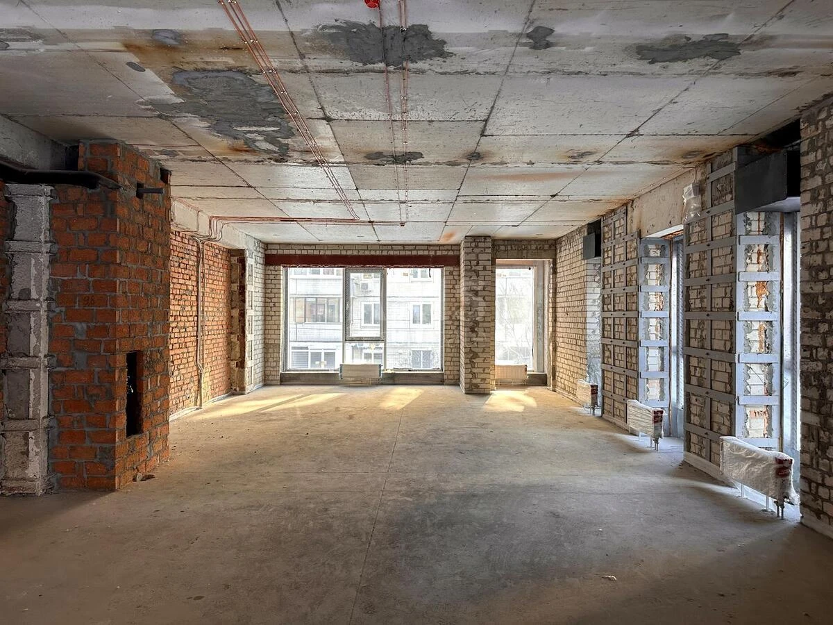 Office vul. Levka Lukyanenka 21, корп. 9, 85m2668594