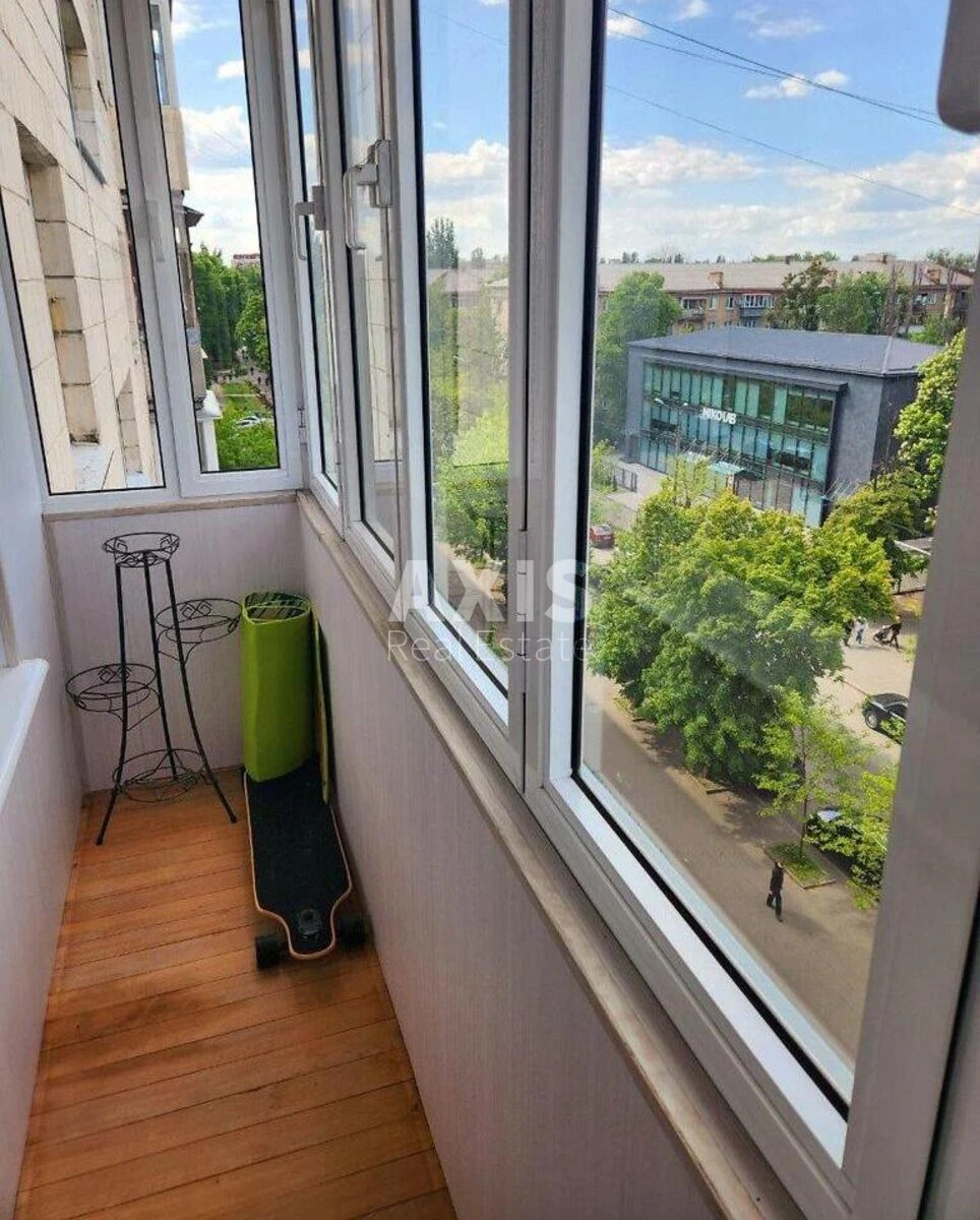 4k apartment vul. Saljutna 4А569391