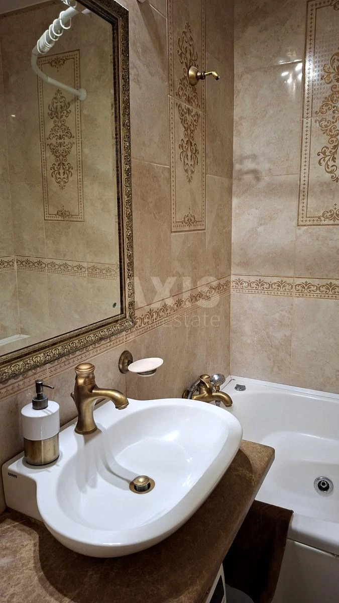 2k apartment vul. Vasylya Tyutyunnyka 37/16391411