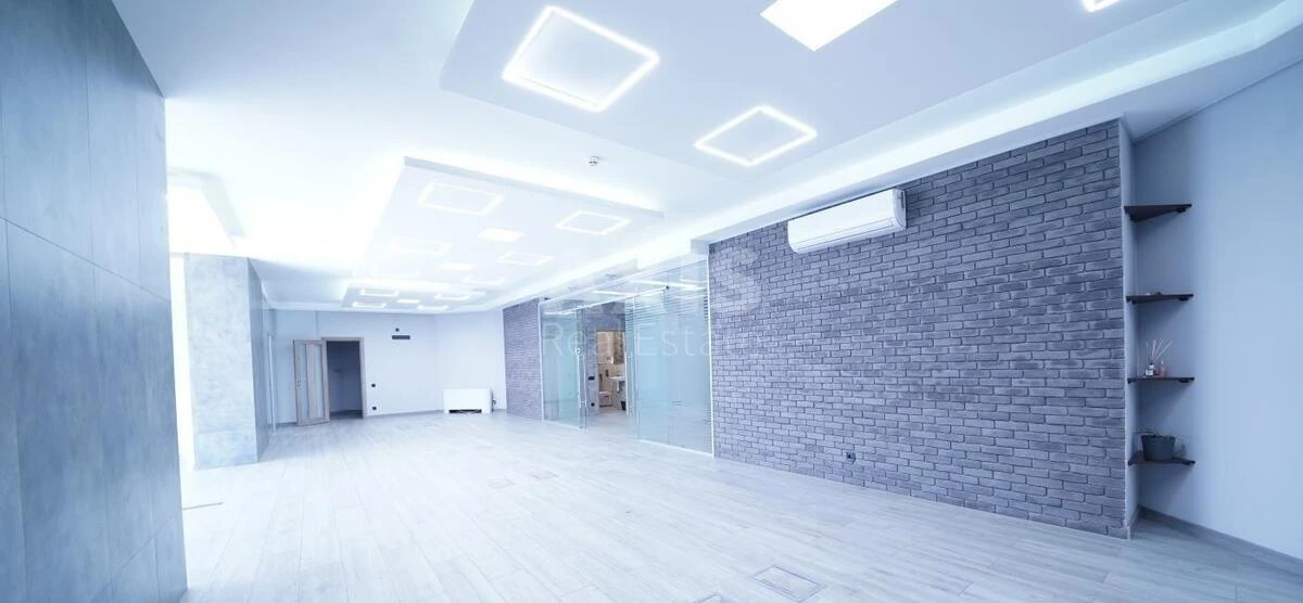 Office vul. Velyka Vasyl'kivs'ka 72, 183m2673259