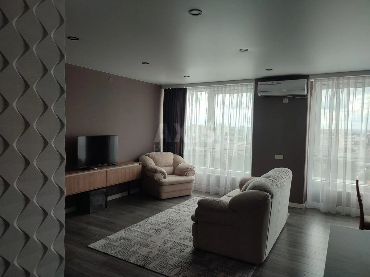1k apartment pr-t Berestejskij 55А696102