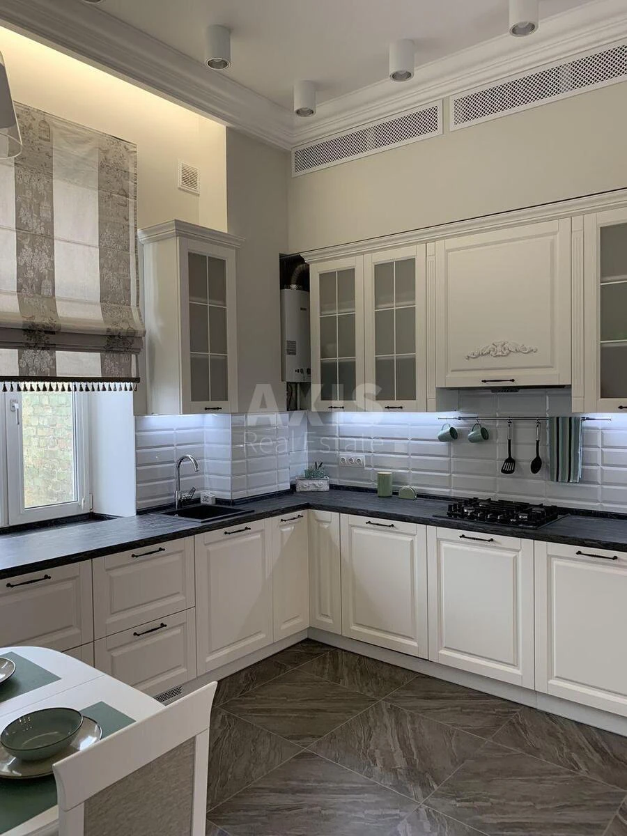 2k apartment vul. Pyrogova 1/3563701