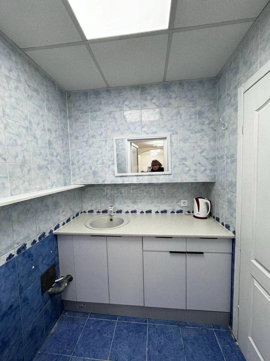 Trade object vul. Velyka Vasyl'kivs'ka 30В, 31m2652111