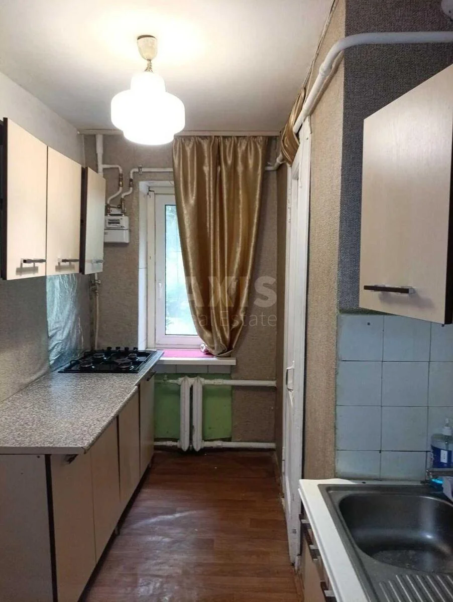 2k apartment vul. Volodymyra Naumovycha 10