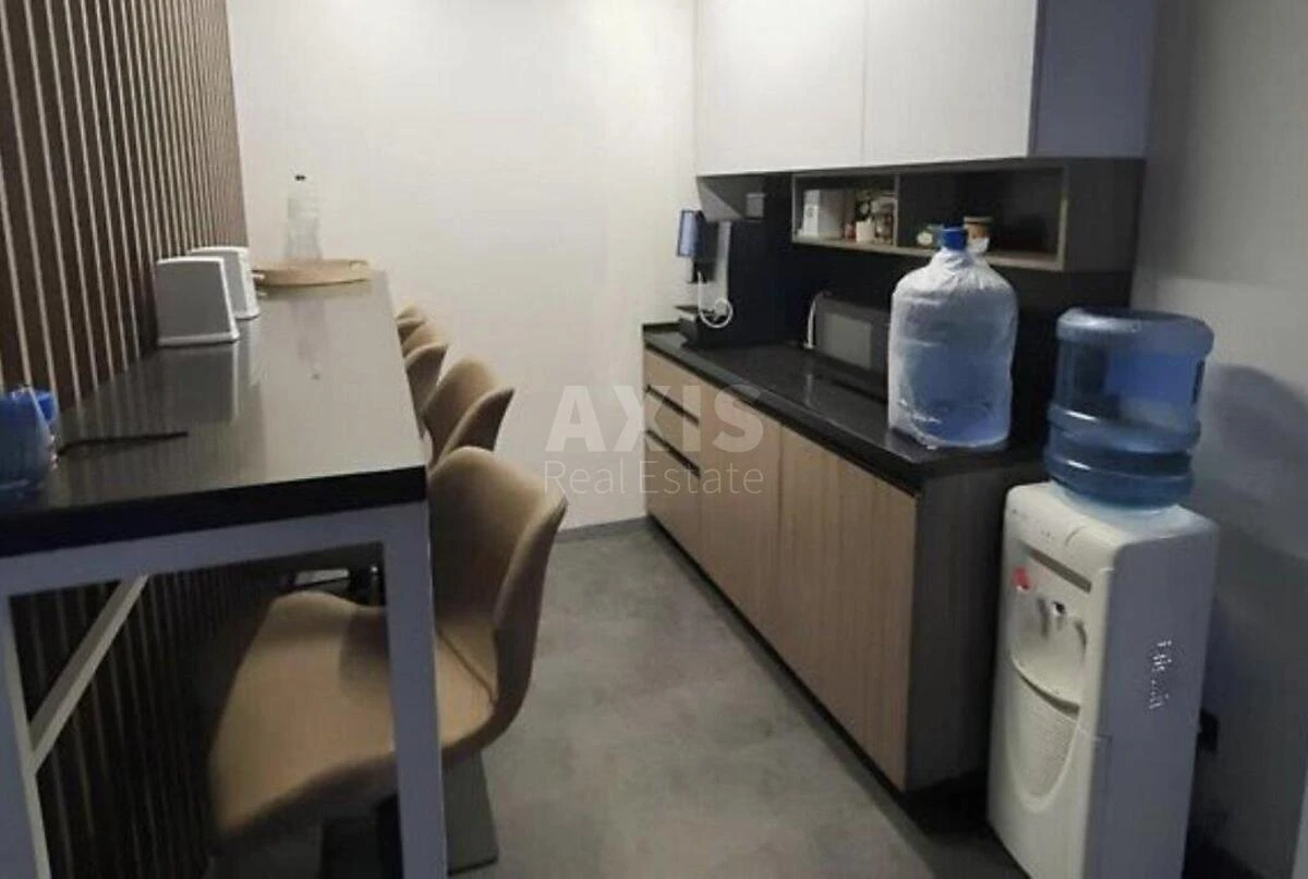 Office vul. Starokyi'vs'ka 10А, 1130m2654080