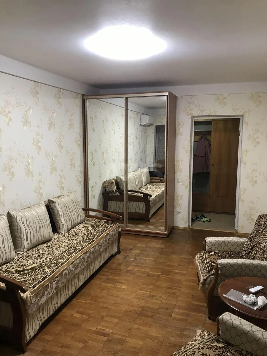 2к квартира ул. Евгения Коновальца 37671624