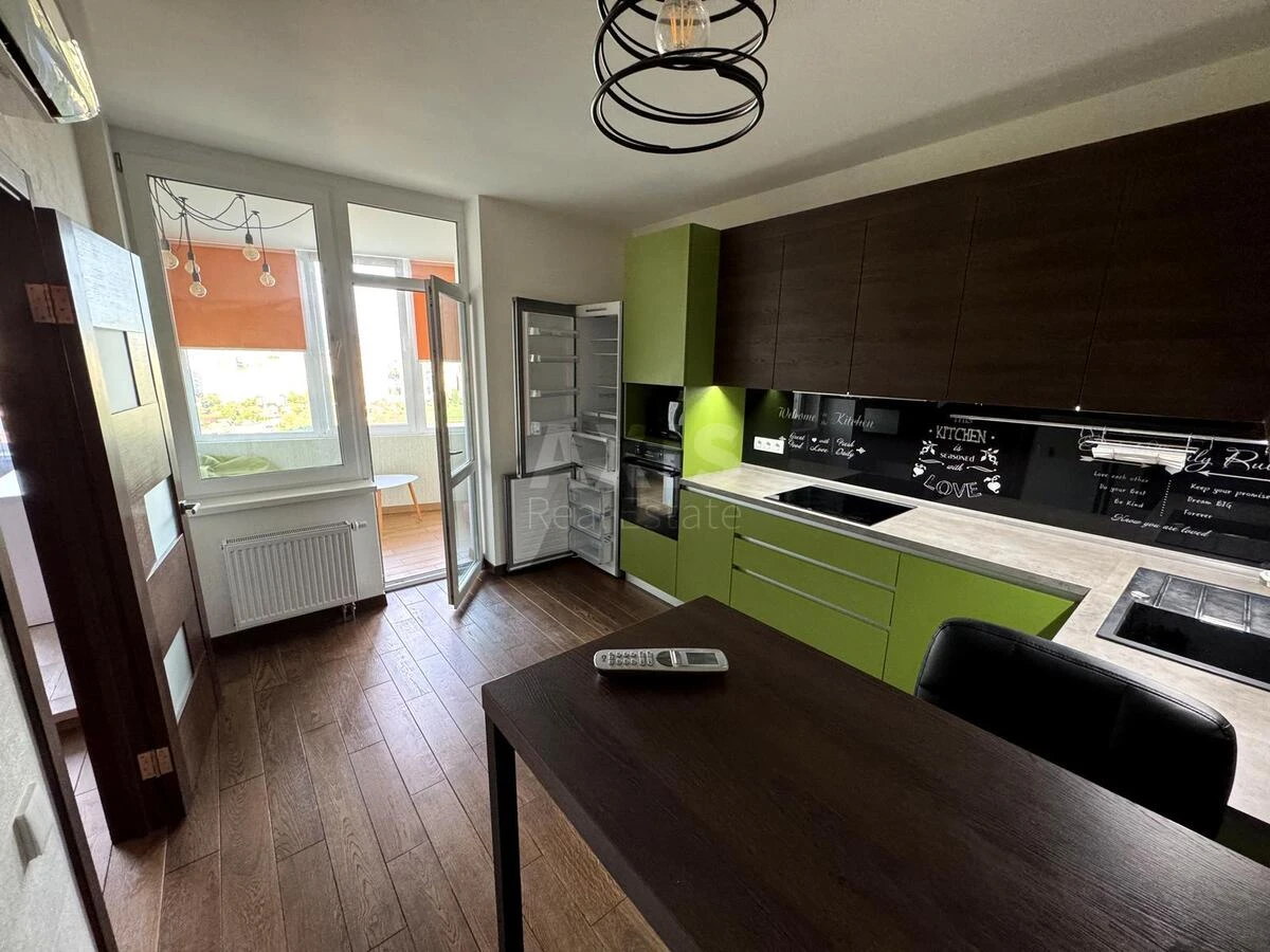 1k apartment vul. Volodymyra Naumovycha 6704030