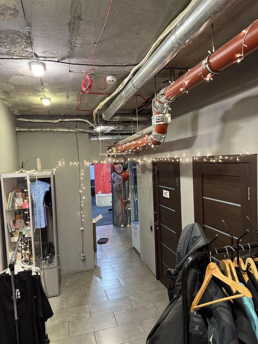 Объект торговли ул. Зверинецкая 27, 295м2600291