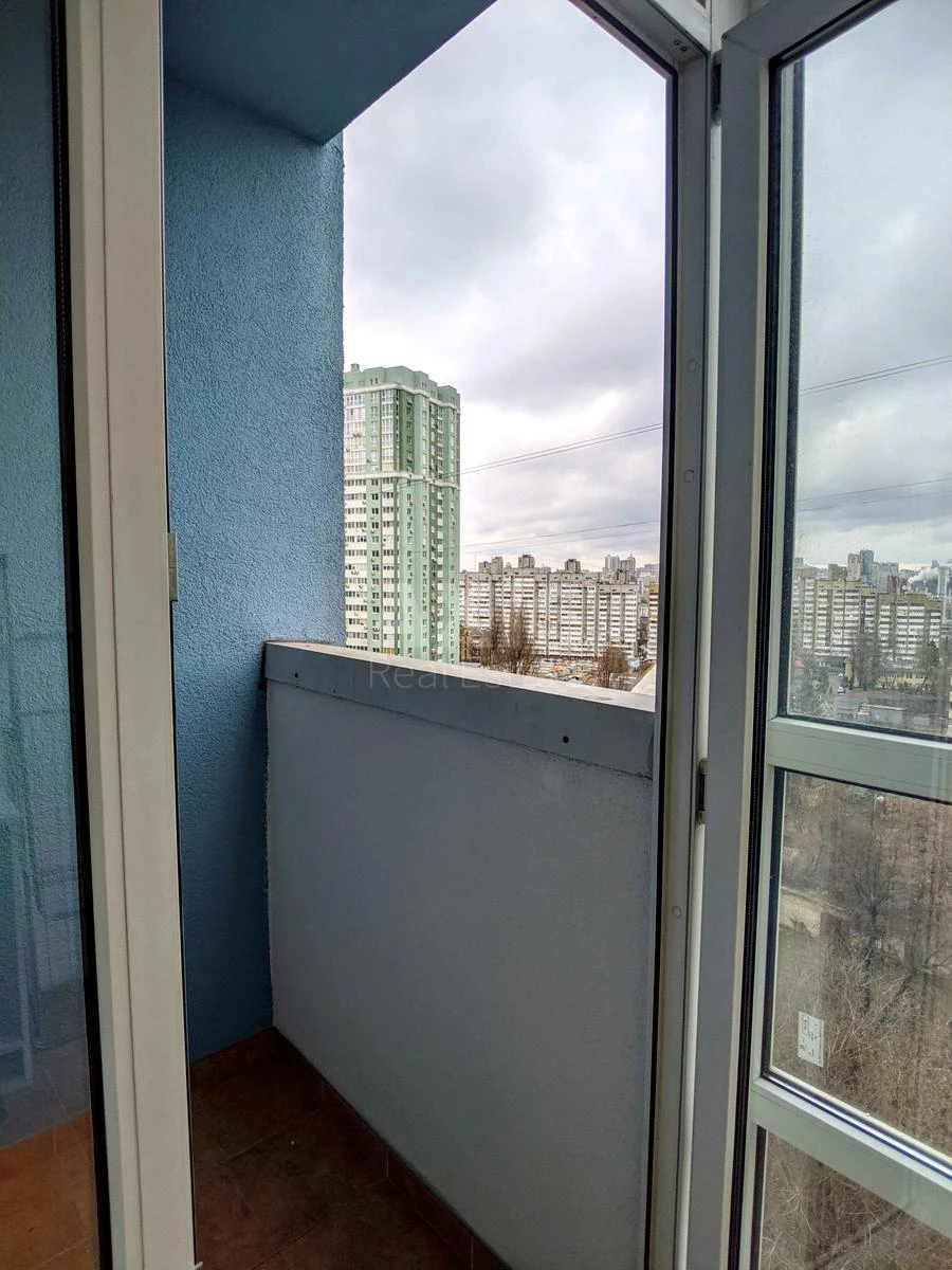 1k apartment vul. Patriarha Mstyslava Skrypnyka 48А601349