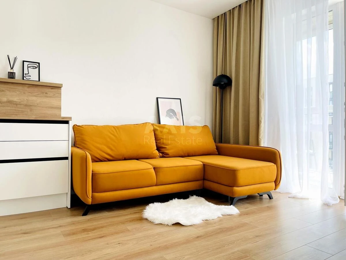 1k apartment vul. Metrologichna 107А705356