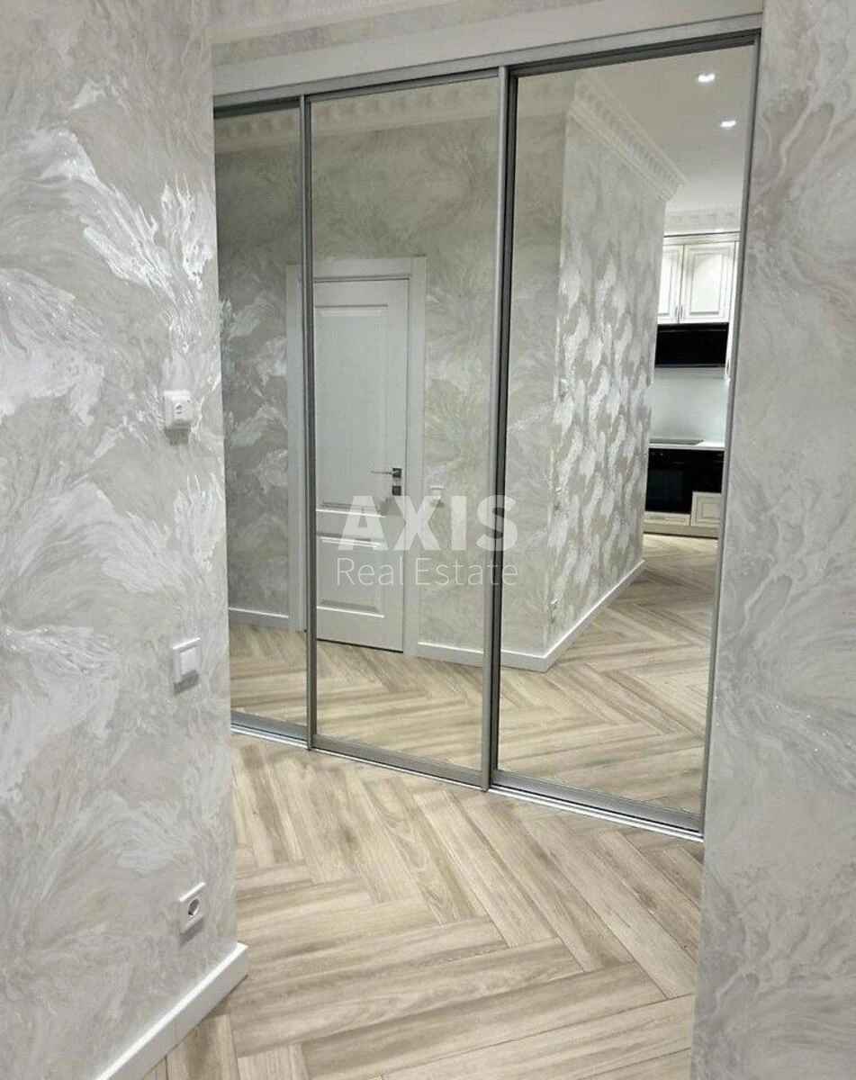 2k apartment pr-t Berestejskij 11, Block 16697111