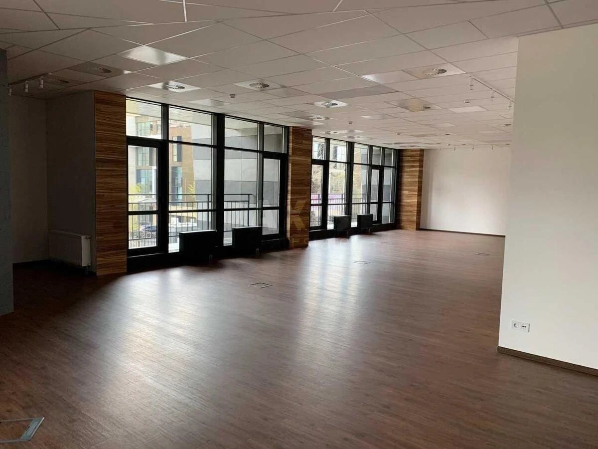 Office prov. Laboratornyj 7, 360m2707544