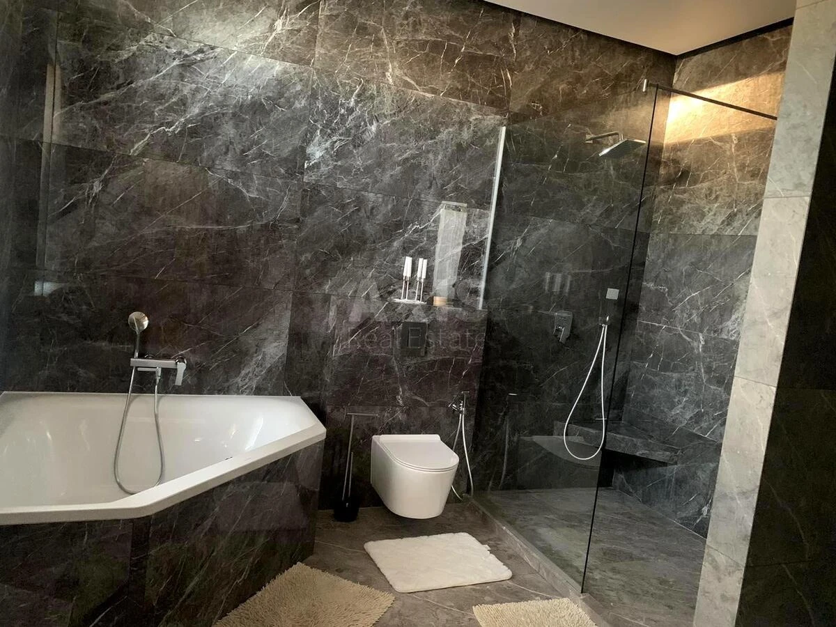 House bul. Mykoly Mikhnovskoho, 300m2, Kyiv city610394