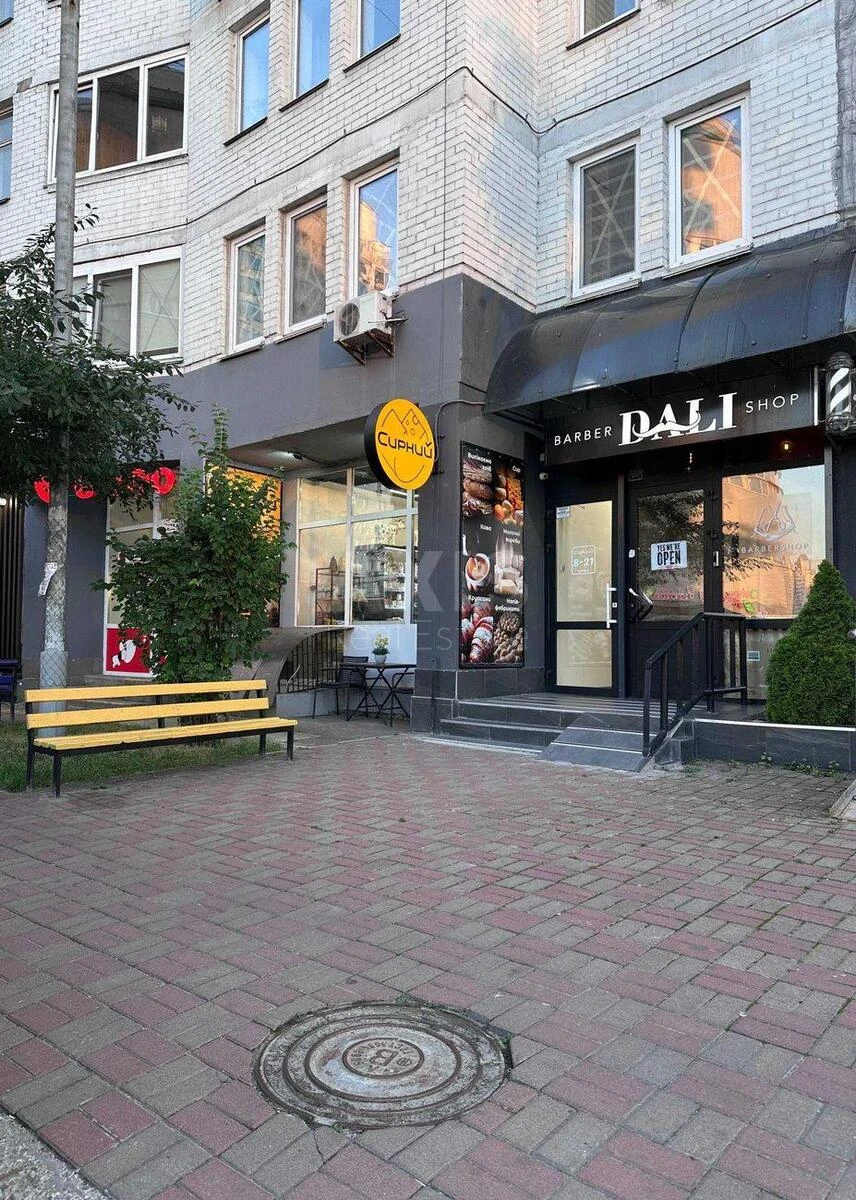Объект торговли пр-т Бажана Николая 10, 60м2717786