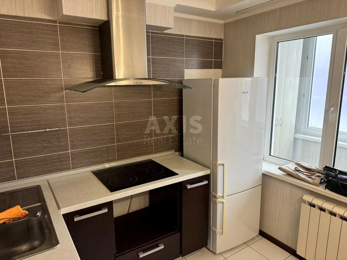 1k apartment pr-t Obolons'kyj 31636581