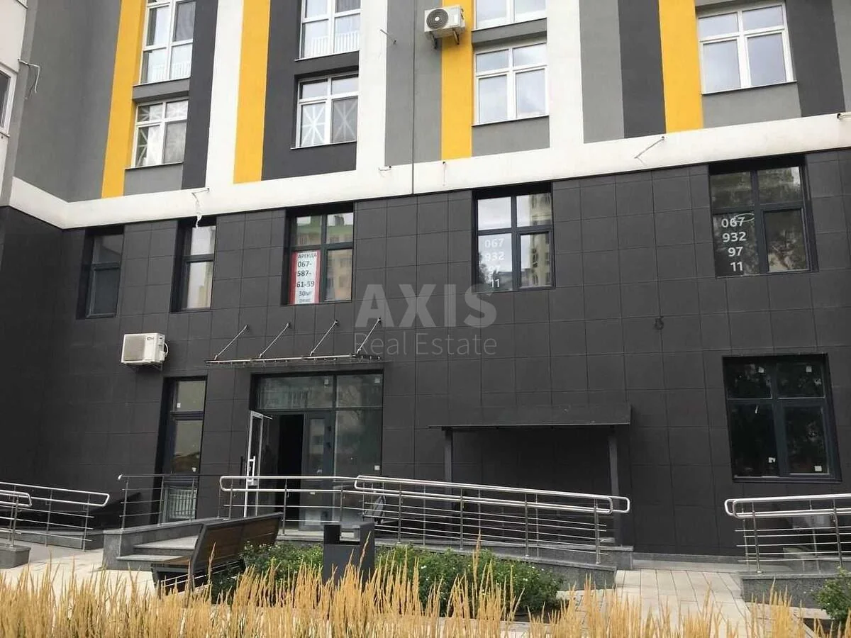 Об'єкт сервісу вул. Микільсько-Слобідська 10, 165м2