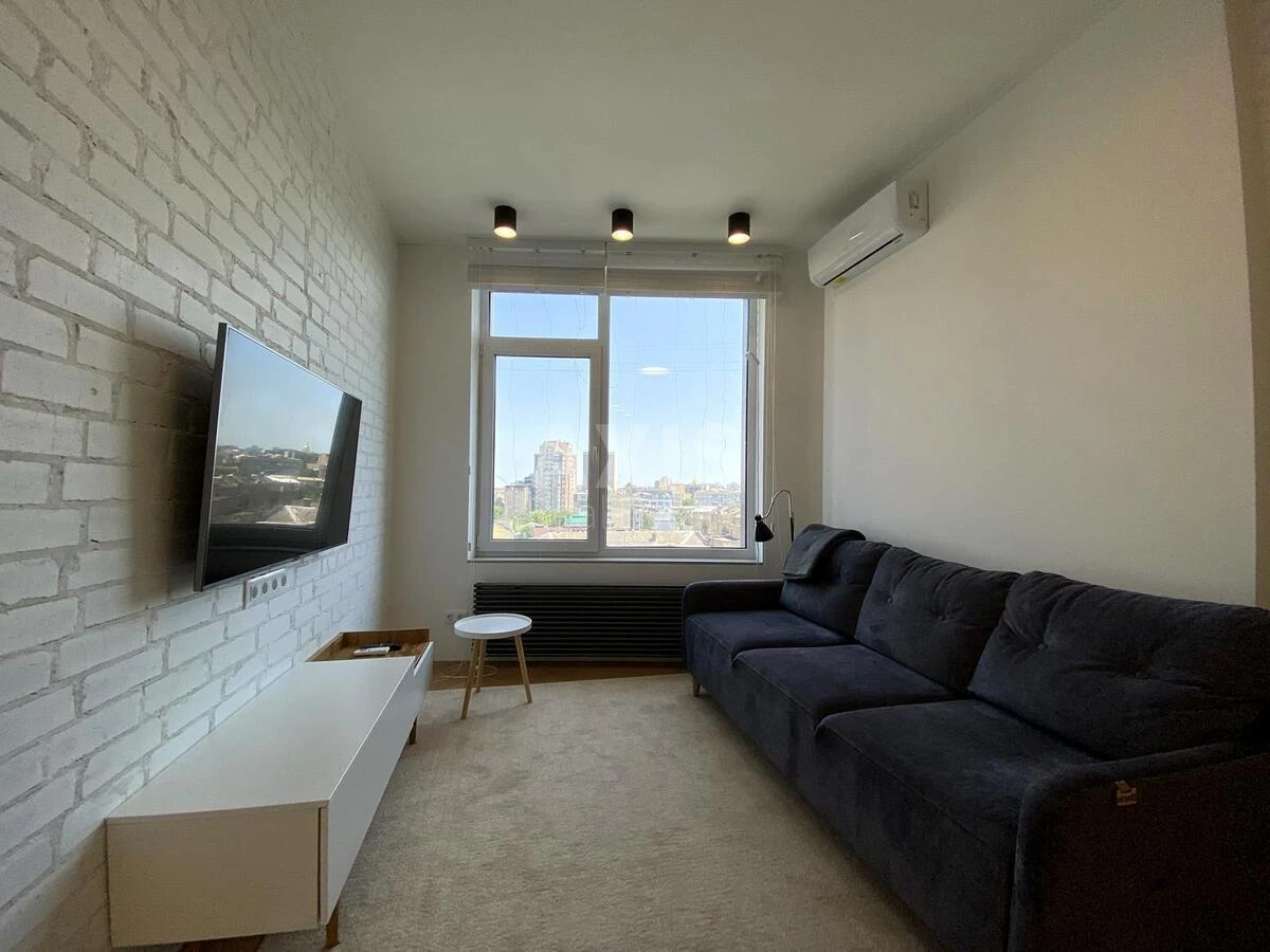 1k apartment vul. Sichovyh Stril'civ 44А668481