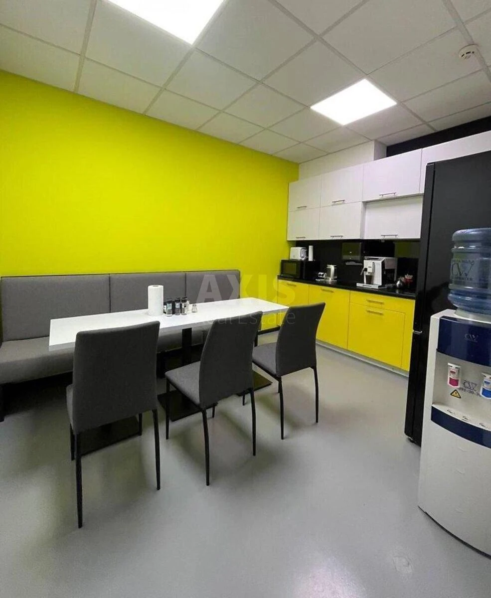 Office vul. Tolstogo L'va 39, 204m2653834
