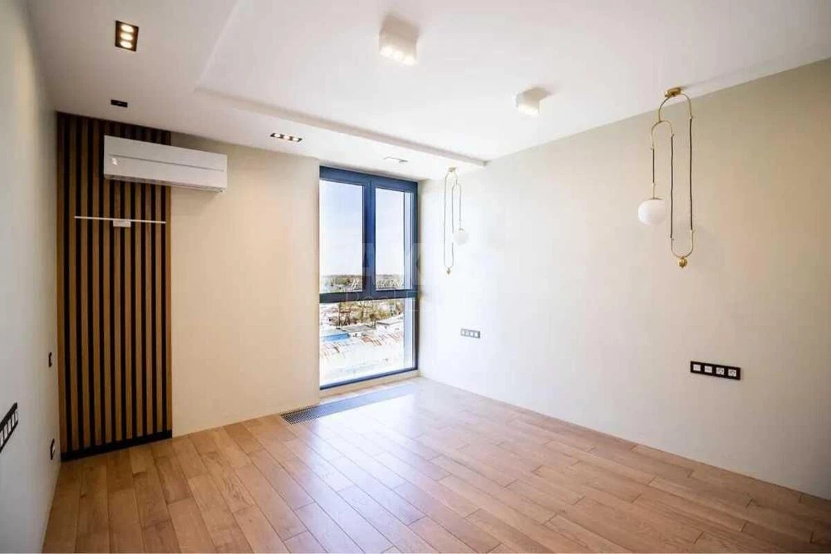 3к квартира ул. Набережно-Рыбальская 3639016