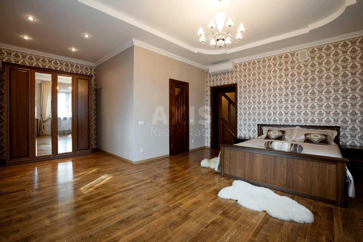 Дoм ул. Приветная, 499м2, город Киев7043414