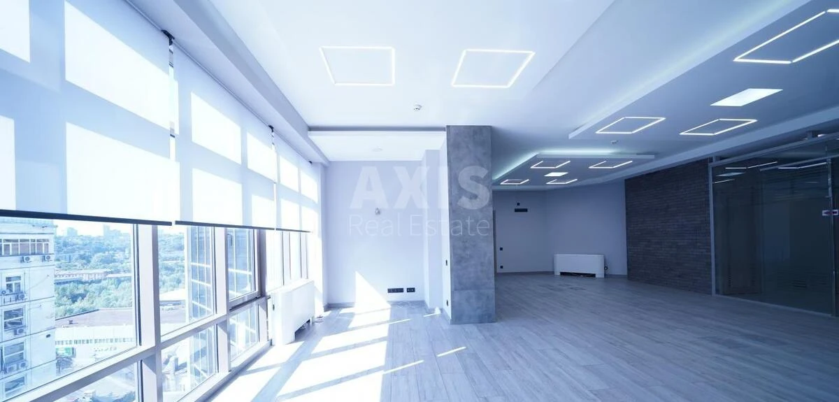Office vul. Velyka Vasyl'kivs'ka 72, 183m2673257