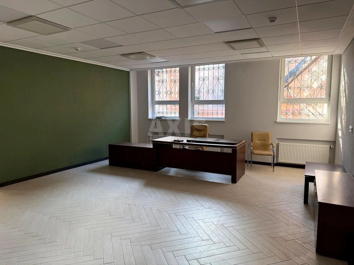 Office vul. Rustaveli Shota 44, 145m2692563