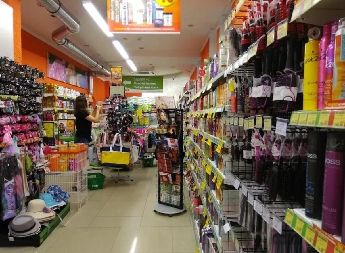 Объект торговли пр-т Бажана Николая 10, 221м2660790