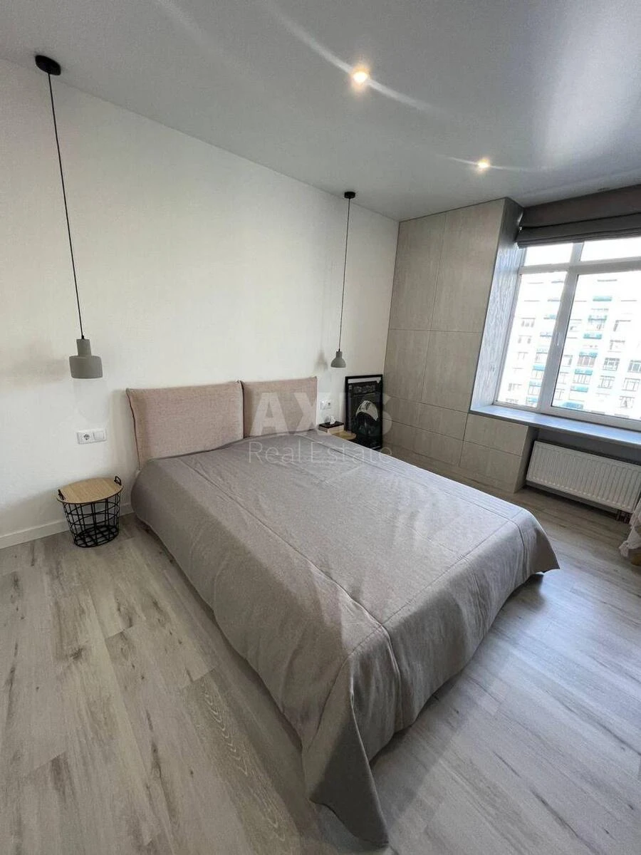 2к квартира ул. Сверстюка Евгения 643962