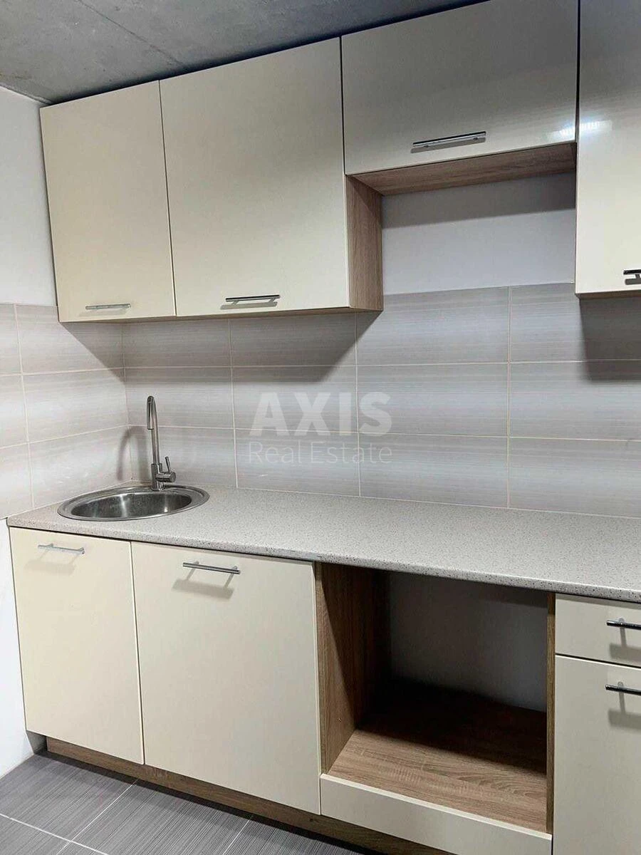Office vul. Glybochyc'ka 40, 379m2681425