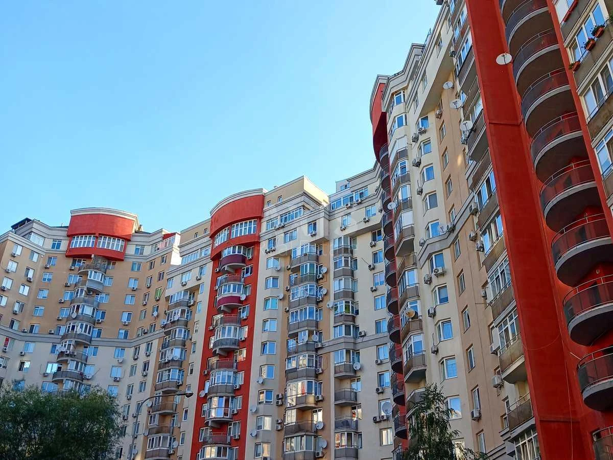 Объект торговли ул. Степана Рудницкого 3/7, 102м271306