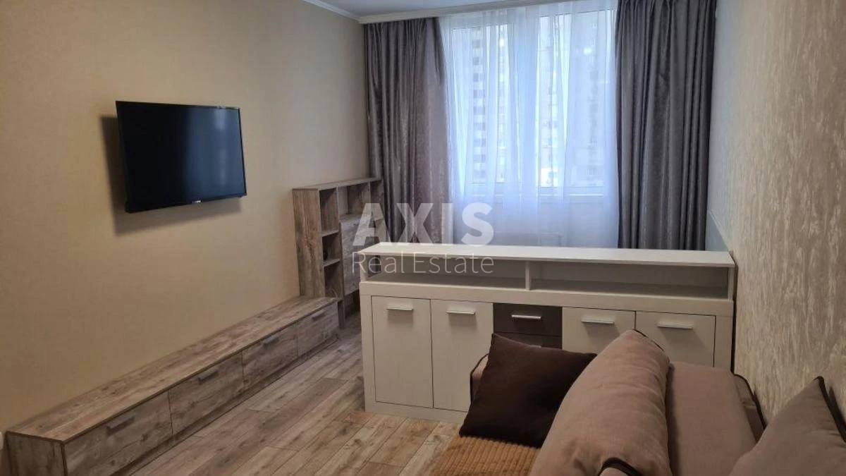 1k apartment vul. Revuc'kogo 4044977