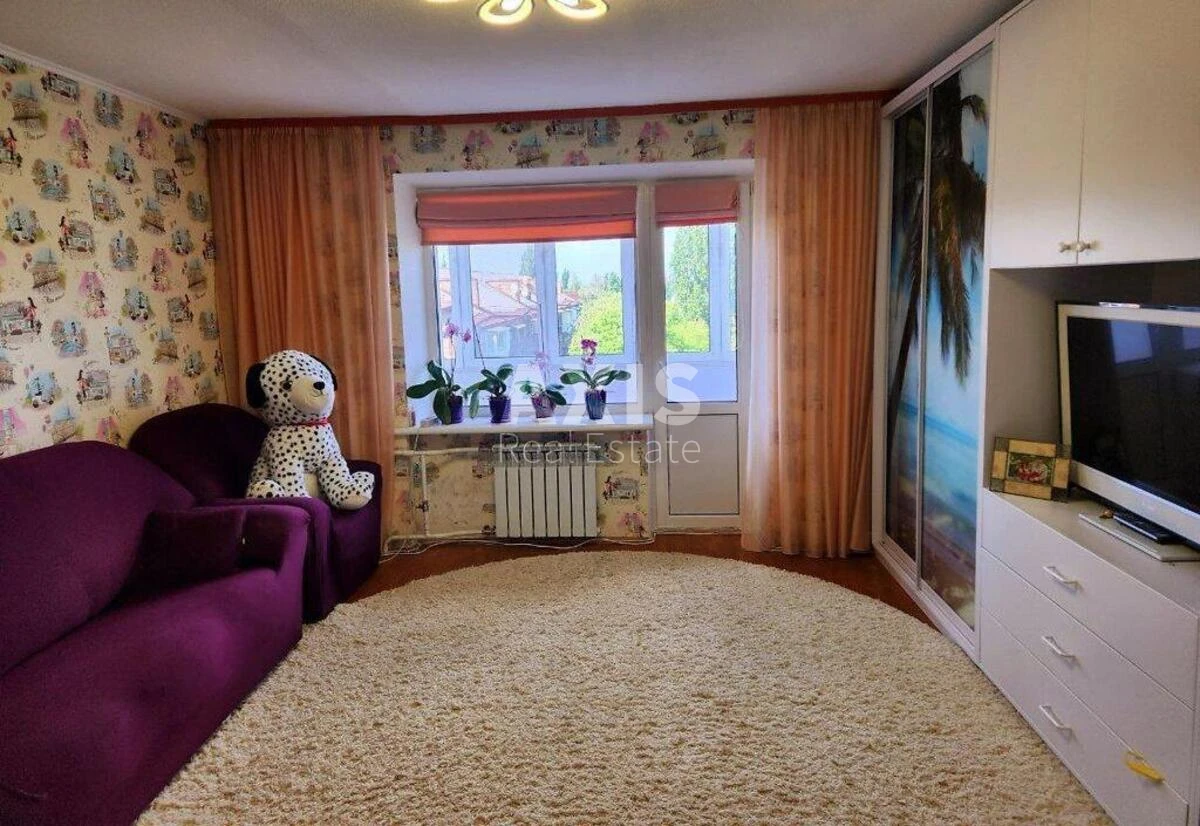 4k apartment vul. Saljutna 4А569390