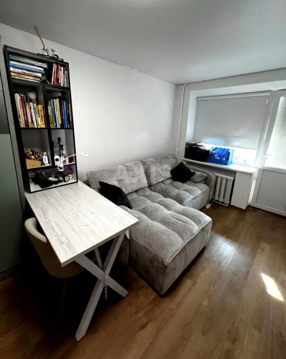 2k apartment vul. Jevgena Konoval'cja 15, корп. 1703330