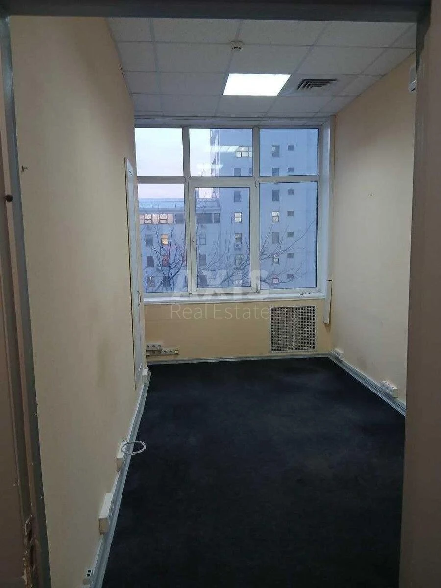 Office vul. Henerala Almazova 18/7, 53m2672056