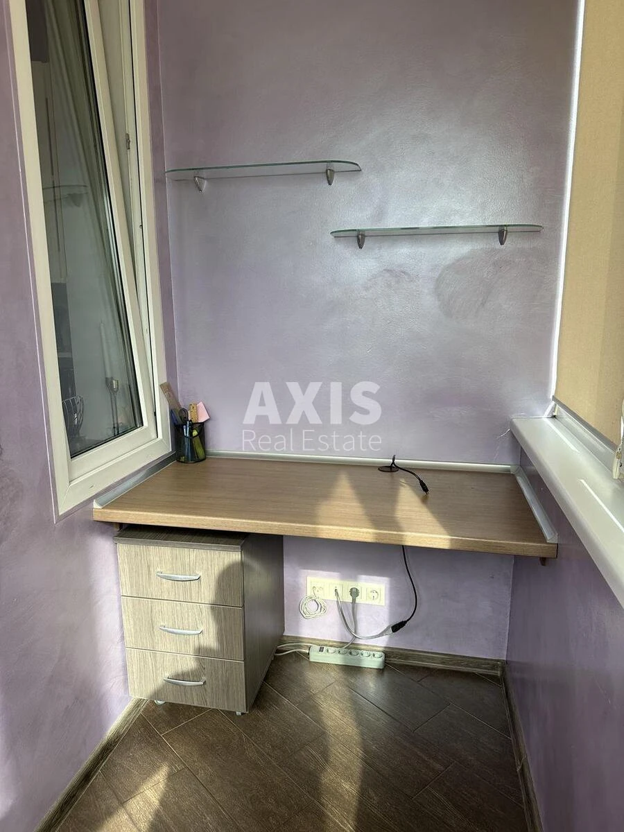 2к квартира ул. Олевская 9628209