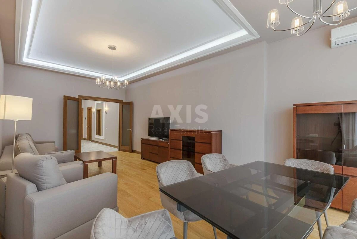 3к квартира спуск Кловский 7А710053