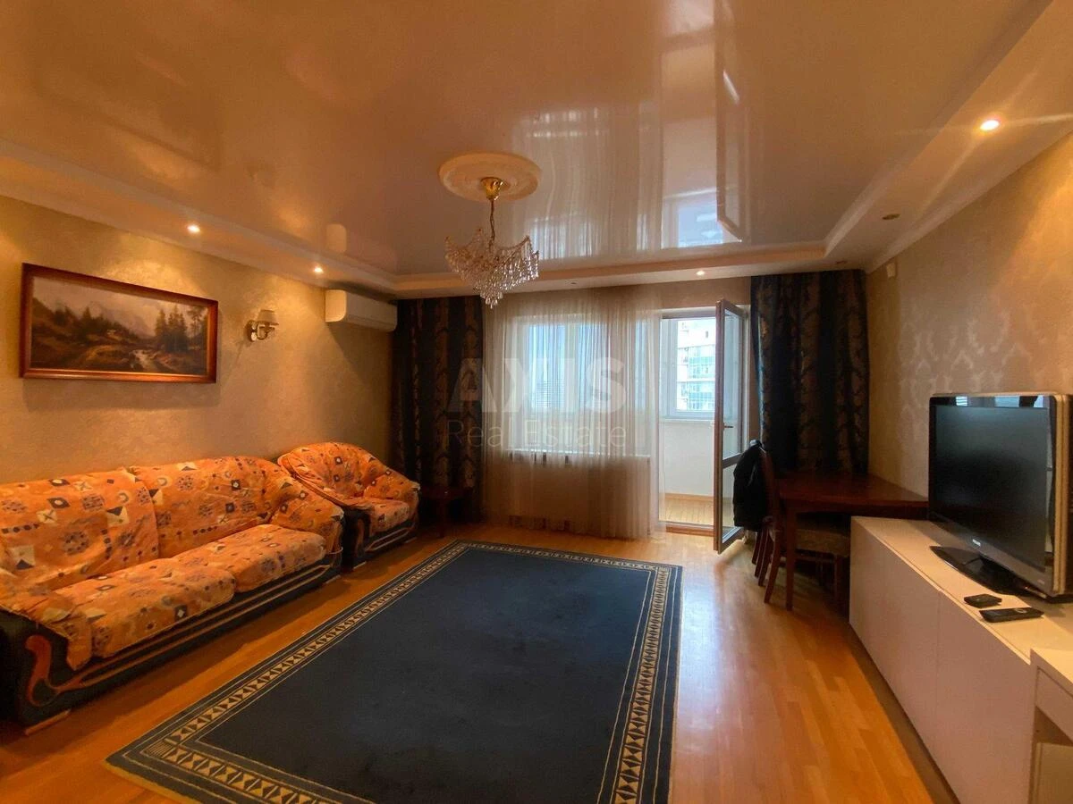 3к квартира бул. Дарницкий 8663192