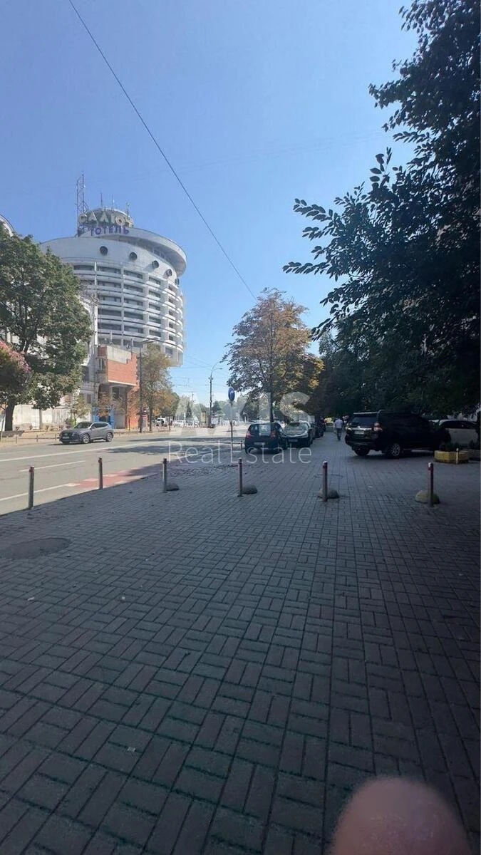 Офис ул. Мазепы Ивана 16, 190м260387