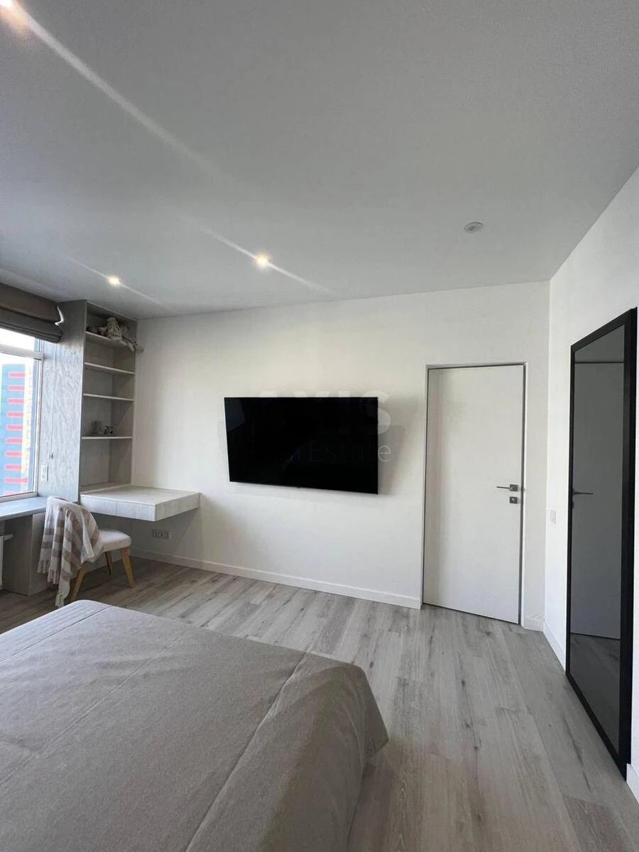 2k apartment vul. Sverstjuka Jevgena 643963