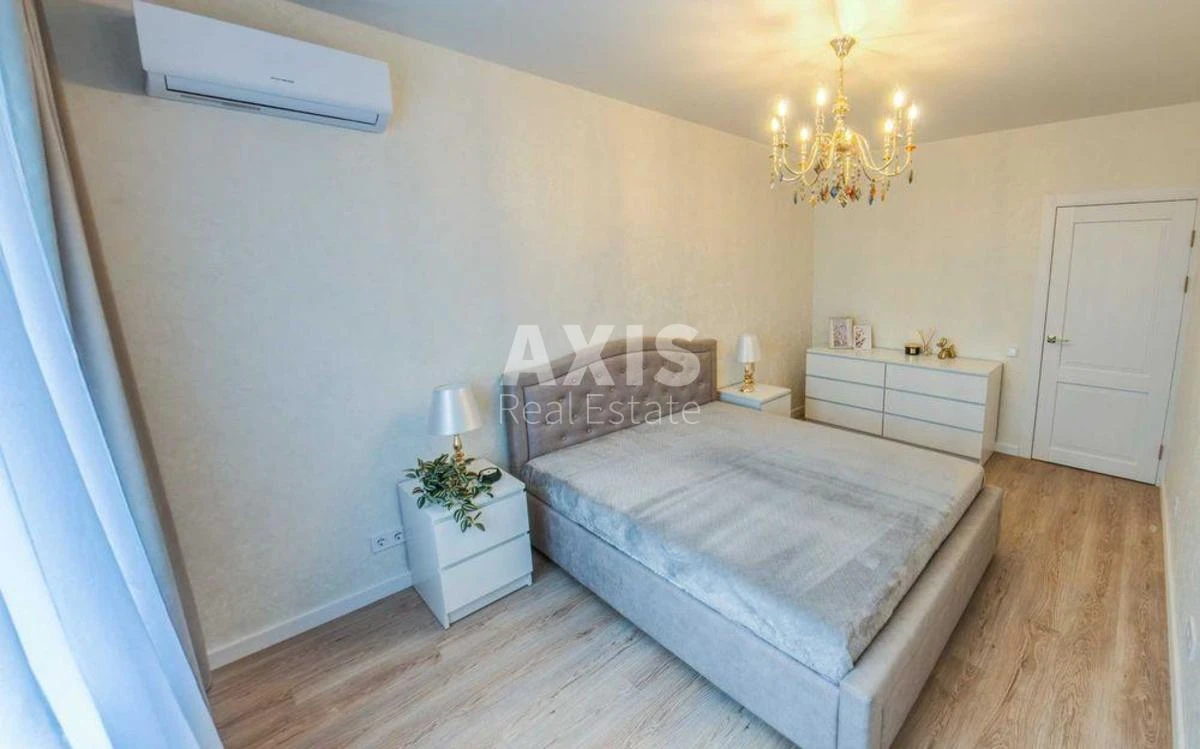 1k apartment vul. L'vivs'ka 15302781
