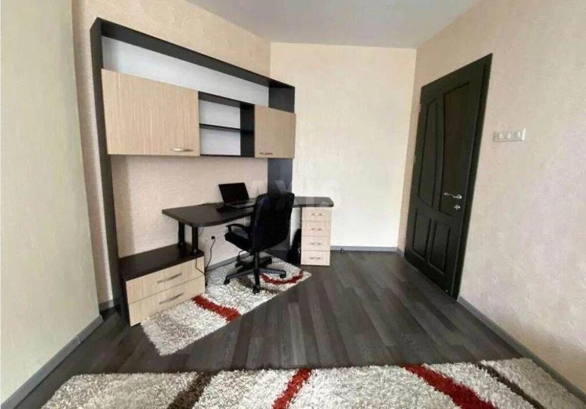 2k apartment vul. Sribnokil's'ka 1679943