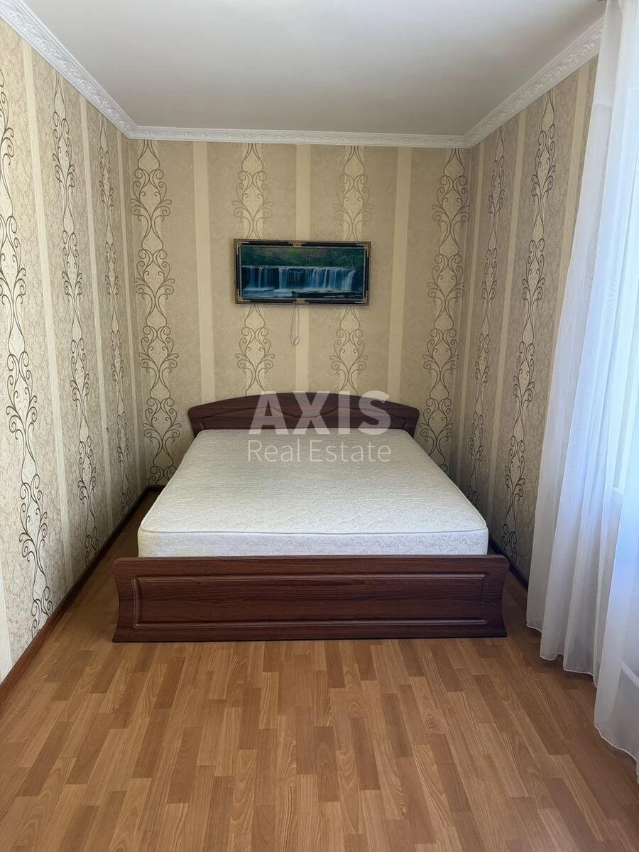 2k apartment pr-t Sobornosti 12696520