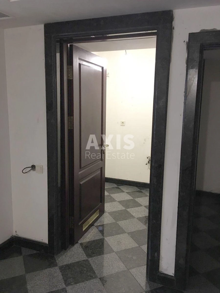 Объект торговли ул. Лютеранская 4, 119м2587946