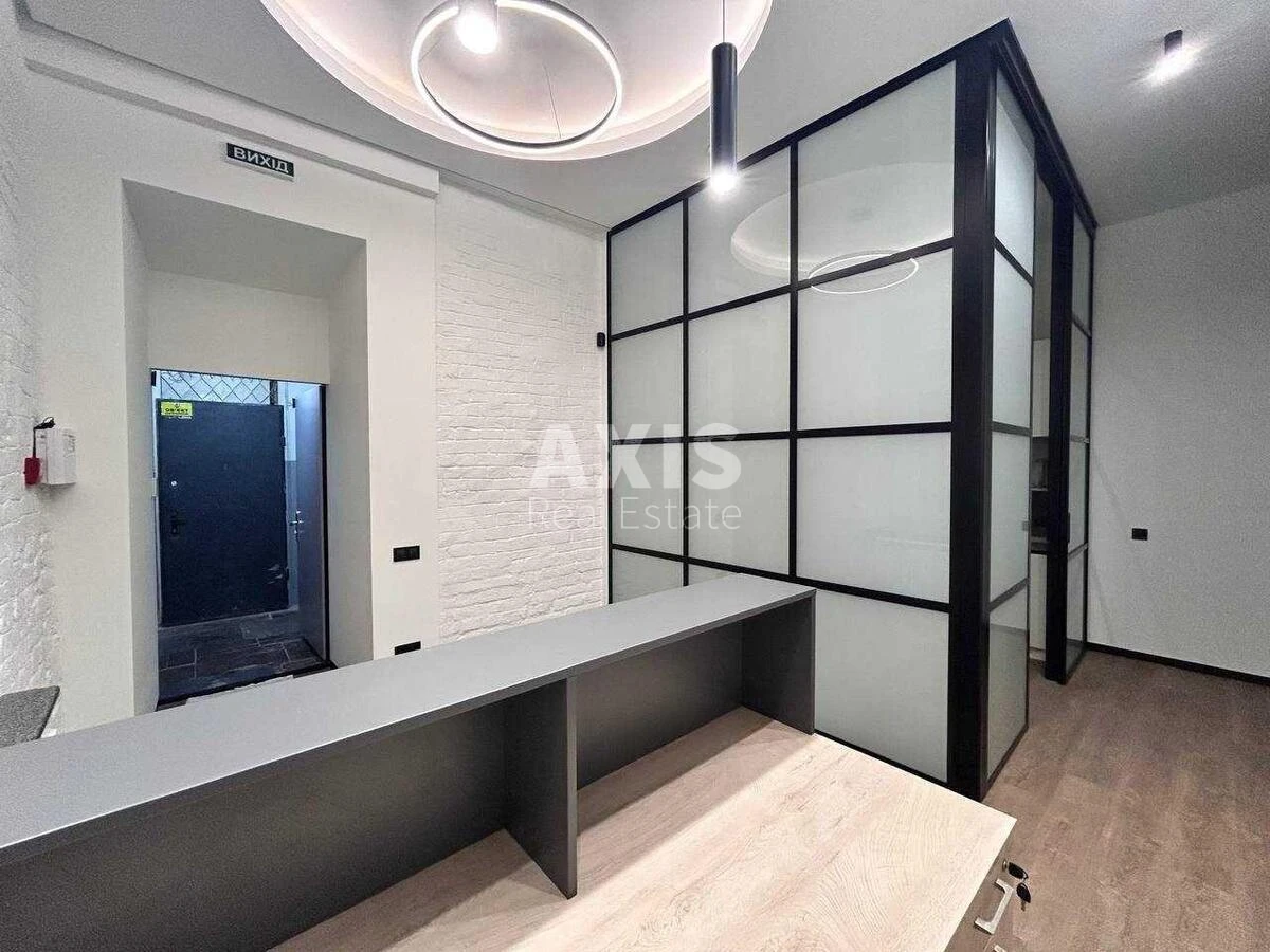 Office vul. Bohdana Stupky 3, 81m2646770