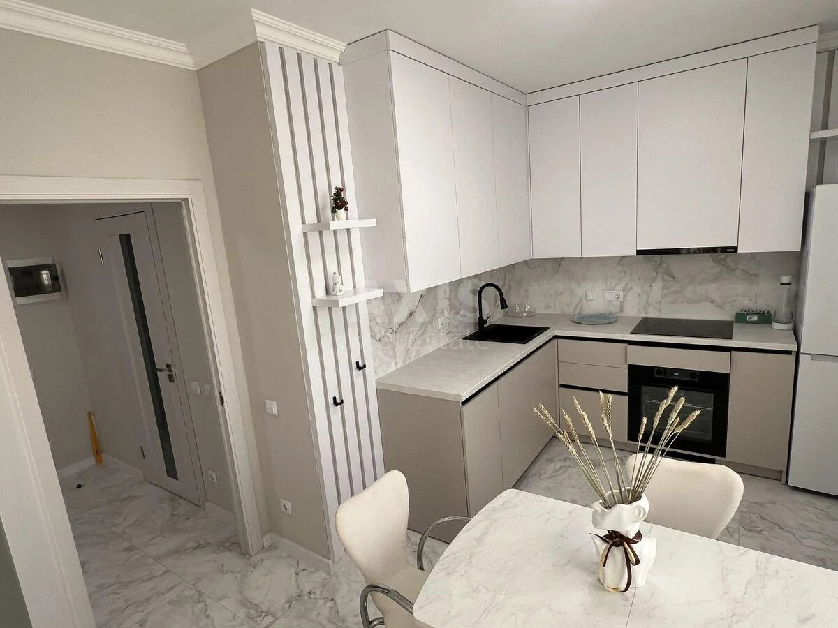 1k apartment vul. Grechka Marshala 10Б