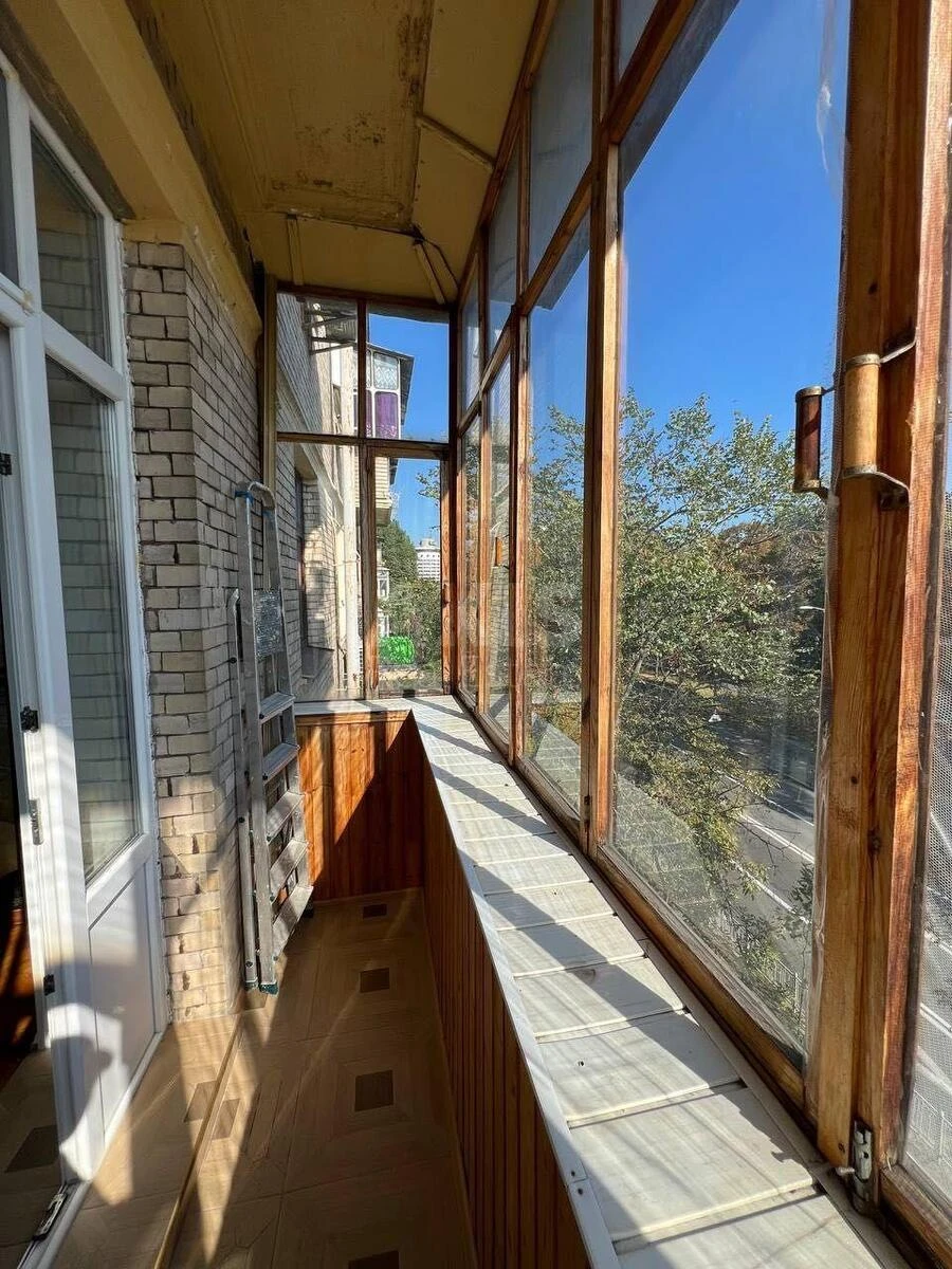 1k apartment prov. Lavrs'kyj 47125010