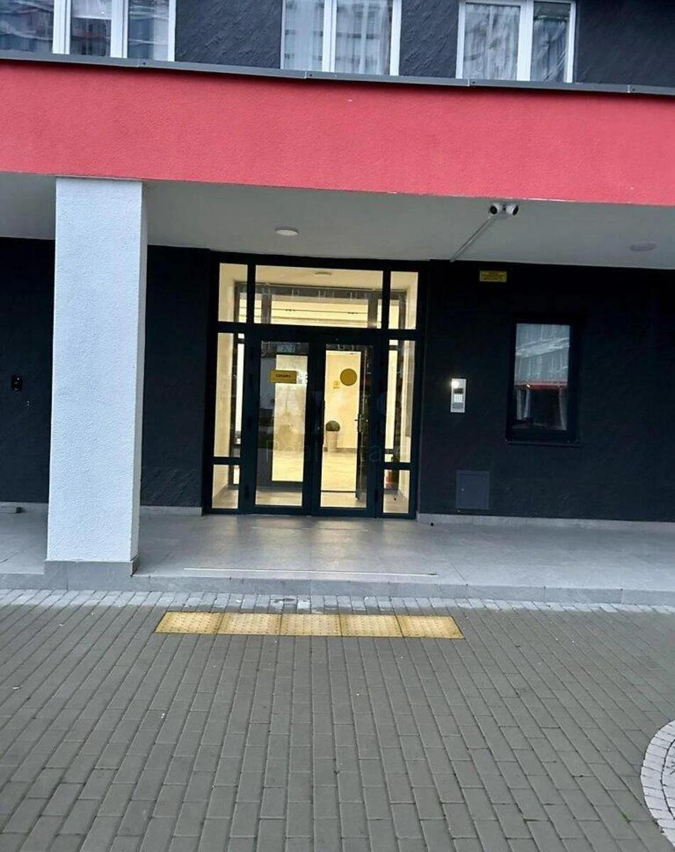 1k apartment vul. Kanal'na 8Б6281813