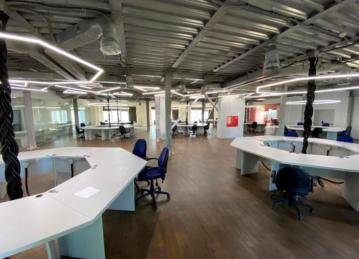 Office vul. Degtjarivs'ka 27Т, 777m2668760
