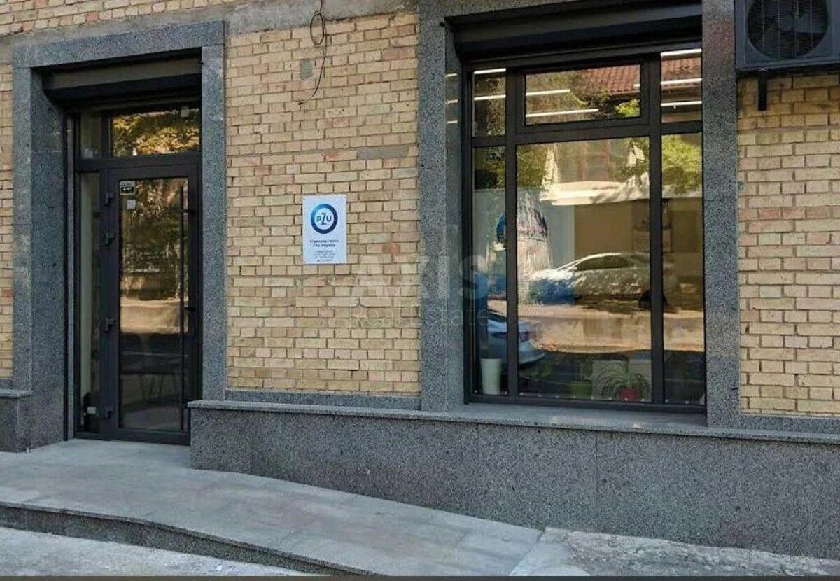 Объект торговли ул. Головко Андрея 29, 38м254509